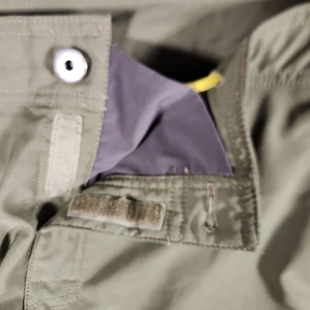 The North Face Hiking Shorts Mens 36 Green Excellent Cargo Outdoor Stretch